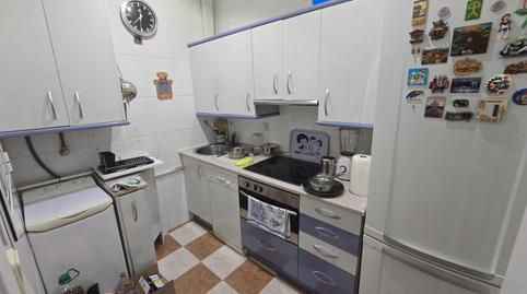 Foto 3 de Piso en venta en Calle de Gutenberg, Pacífico, Madrid