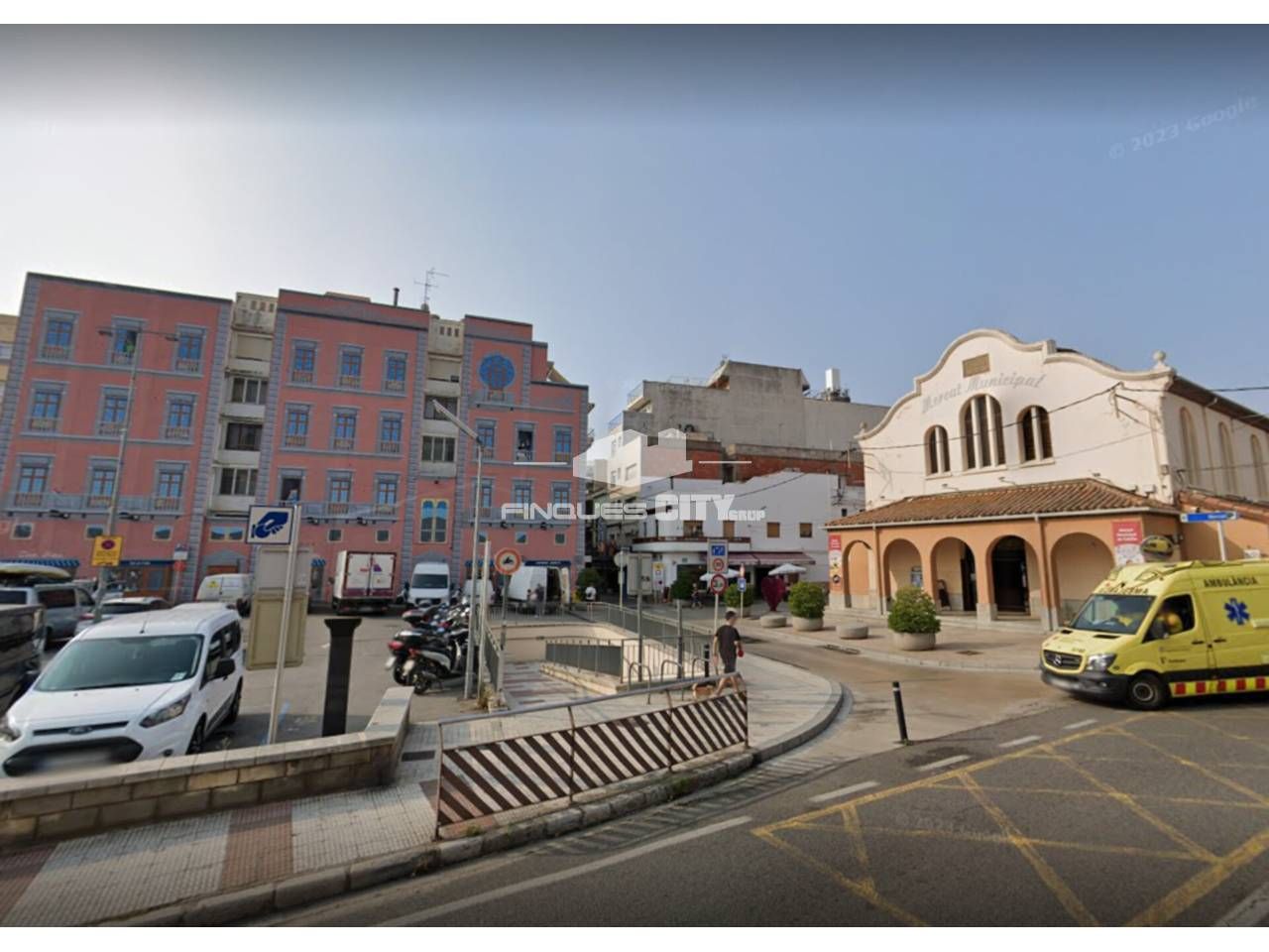 Traster de lloguer a Rei, Calella