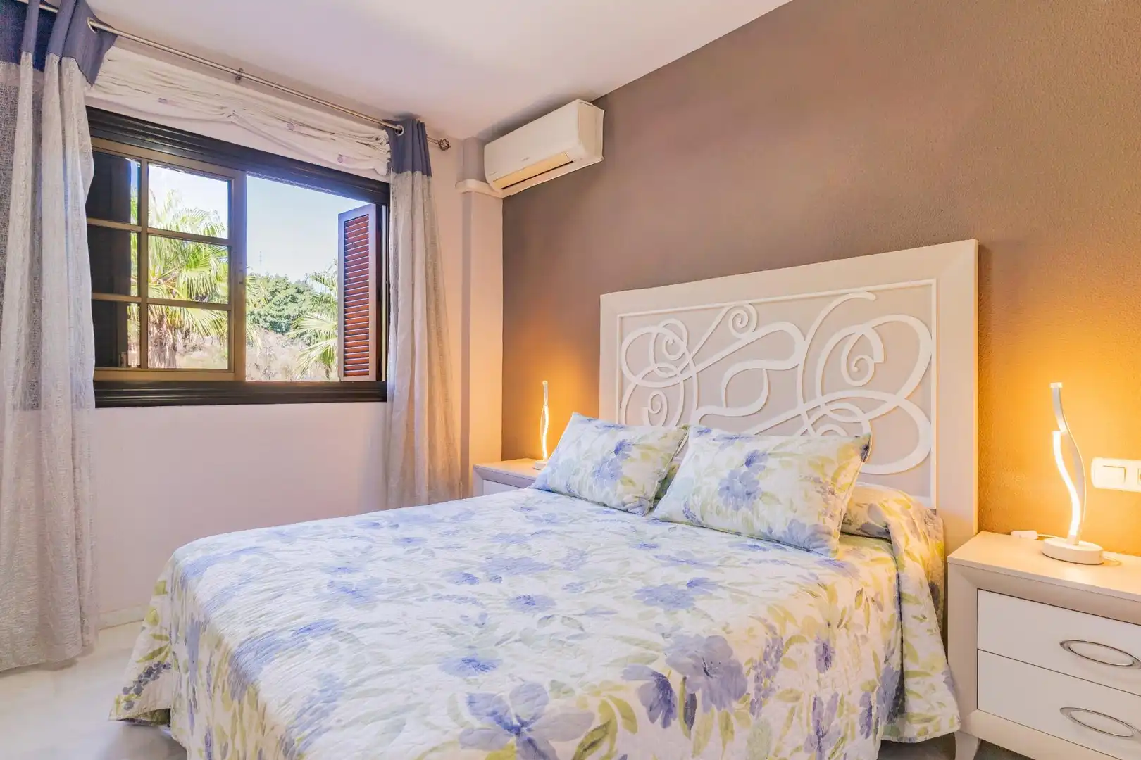 Casa amb terrassa en venda a Avenida Avenida Ángel Gijón Díaz, imagen 13