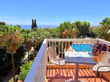 Apartament amb piscina en venda a Avenida Gamonal
