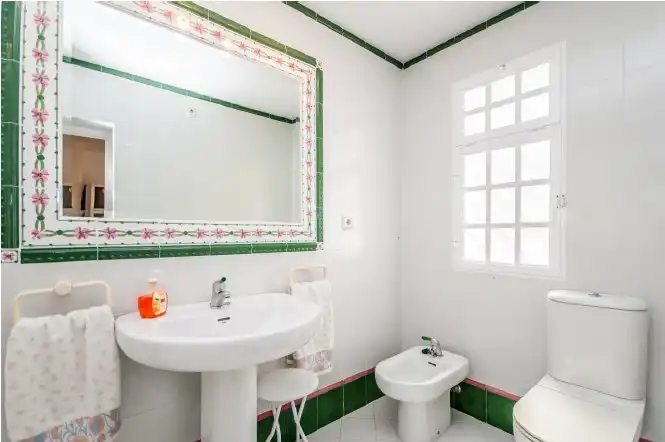Baño de Casa o chalet en venta en Vélez-Málaga con Aire acondicionado, Jardín privado y Terraza