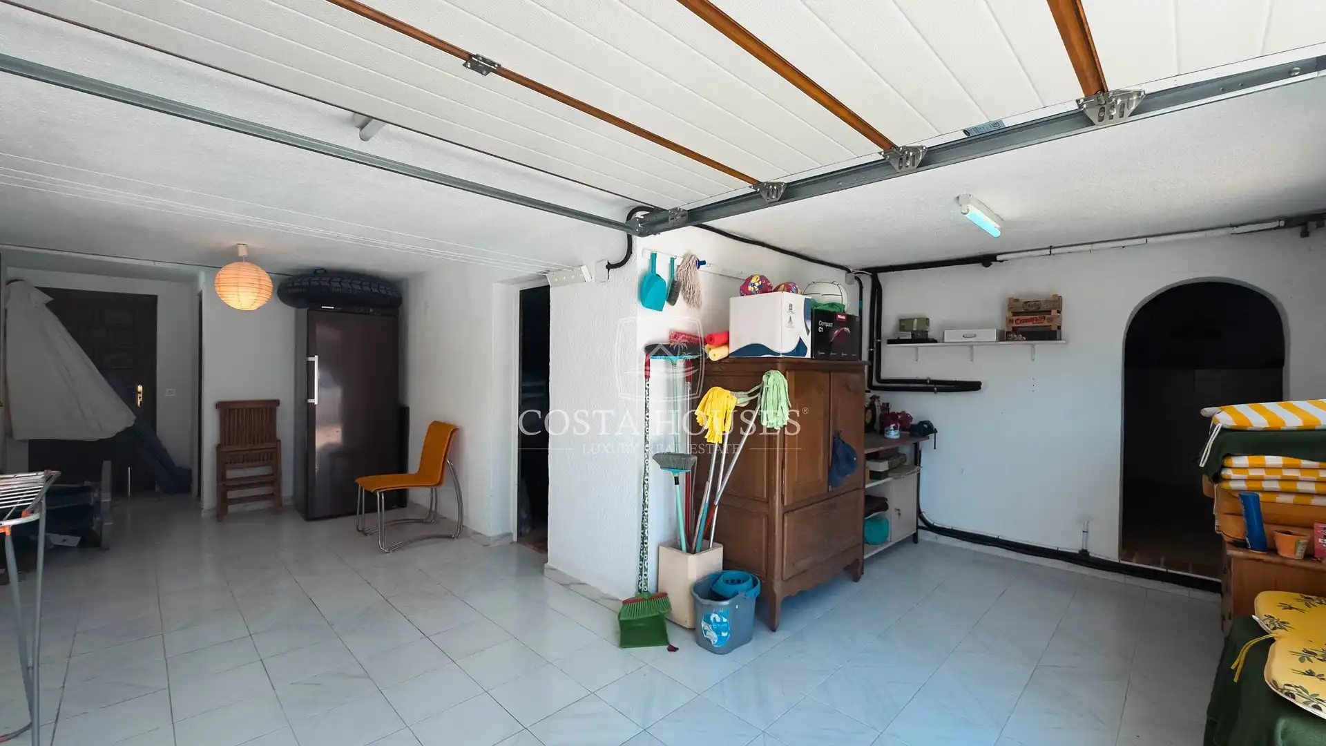 Houses for sale in Jávea / Xàbia  with Air Conditioner, Private garden and Terrace