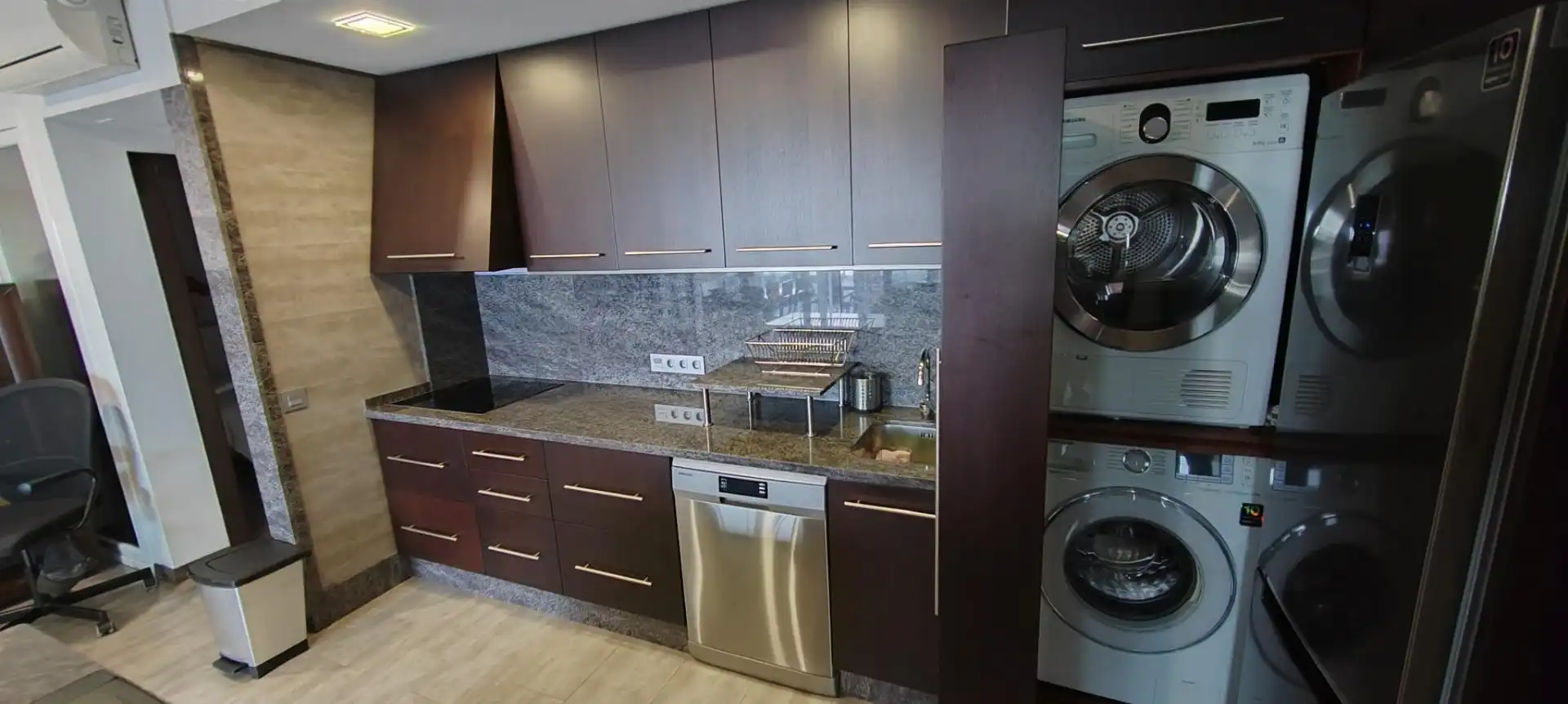Kitchen of Flat for sale in Fuengirola  with Parquet flooring and Terrace