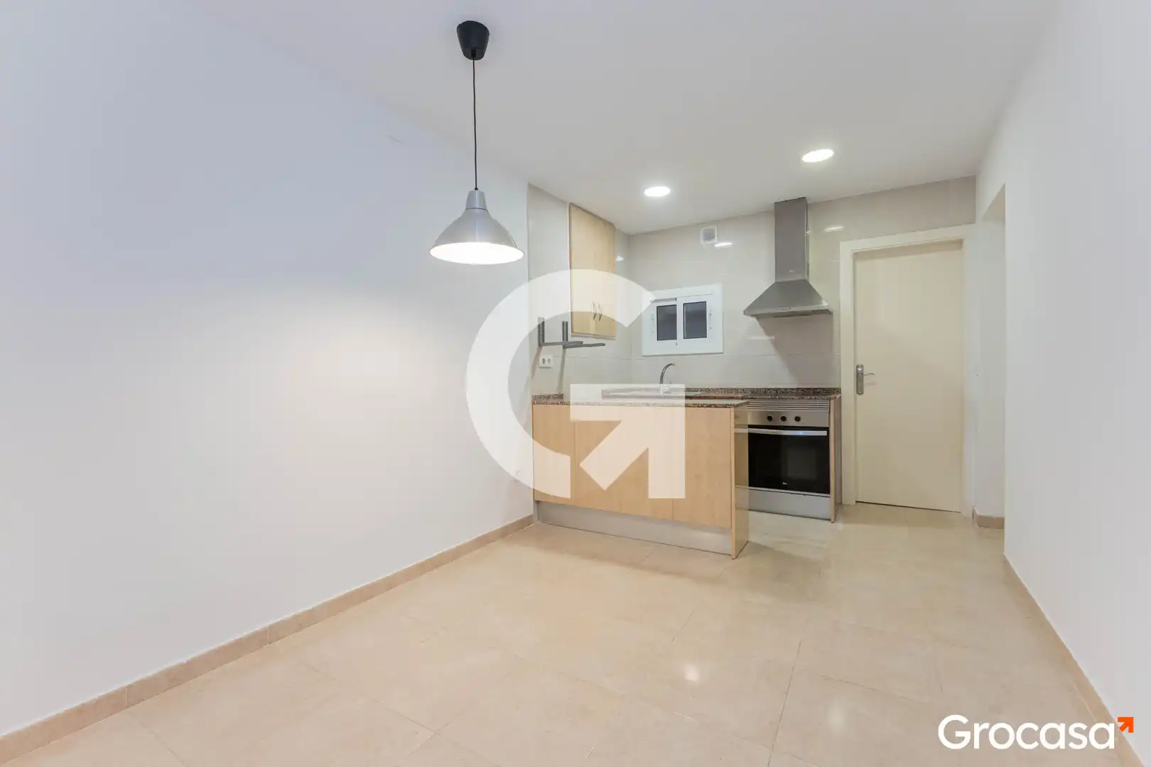 Kitchen of Flat for sale in Cornellà de Llobregat  with Air Conditioner and Oven