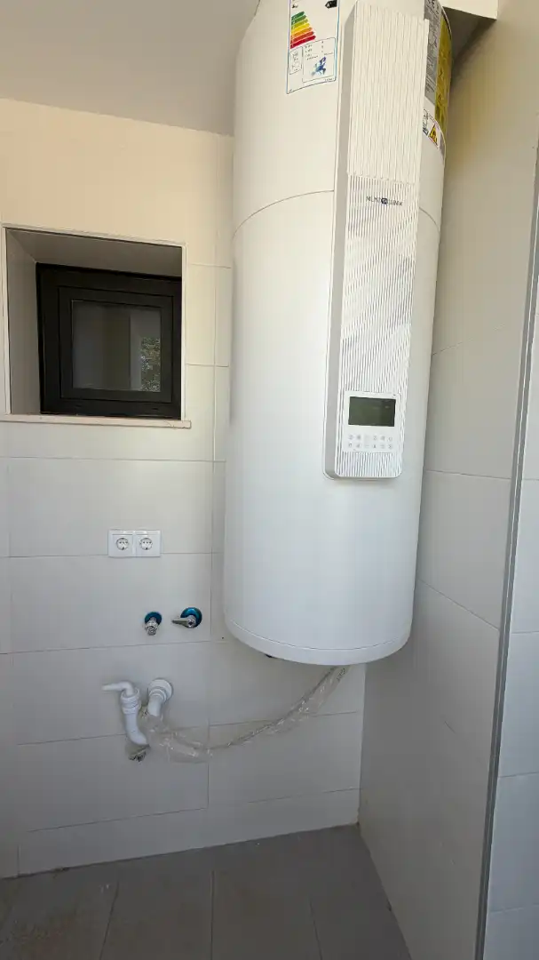 Bany de Pis en venda en Úbeda amb Aire condicionat, Calefacció i Balcó