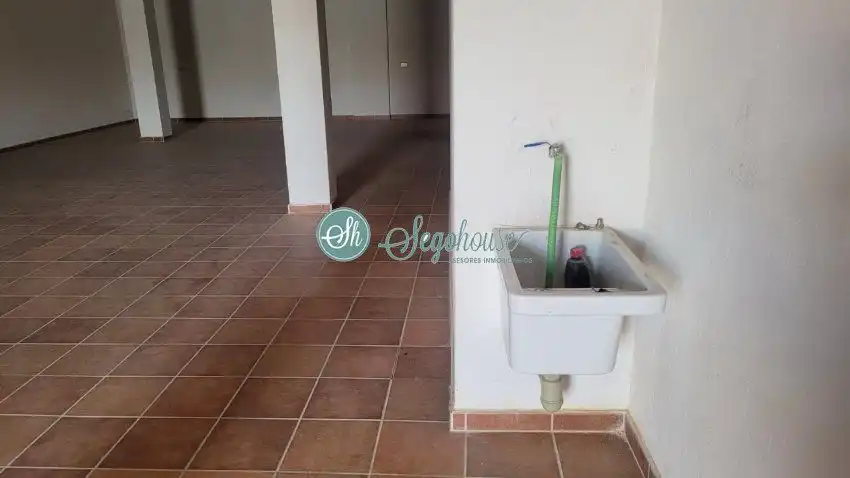 Business premises to rent in La Lastrilla, imagen 10