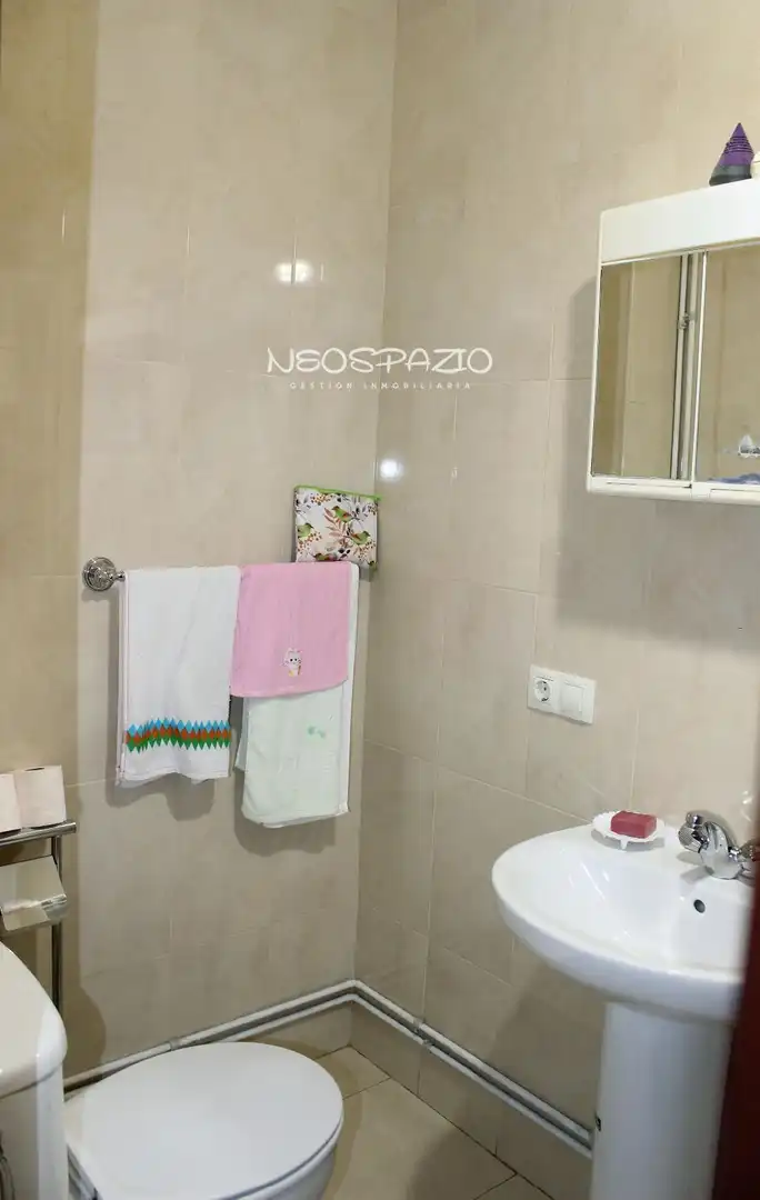Bathroom of Flat for sale in Lugo  with Heating, Terrace and Storage room