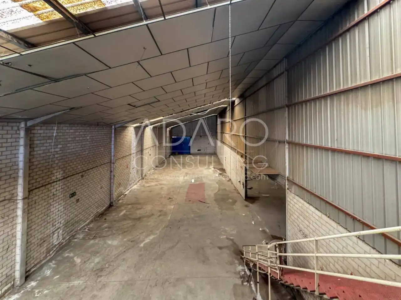 Nave industrial de alquiler en Calle Atenas, Torres de la Alameda