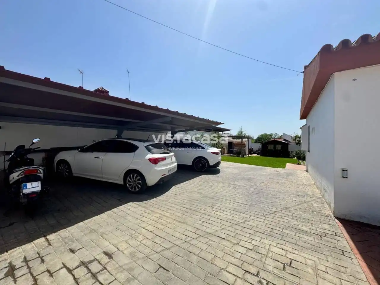 Parking de Casa o chalet en venta en Mairena del Alcor con Aire acondicionado, Calefacción y Jardín privado