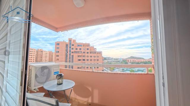 Piso en Alquiler en Carrer Doctor José Luis de la Vega, 12 en Garbinet - Parque de las Avenidas