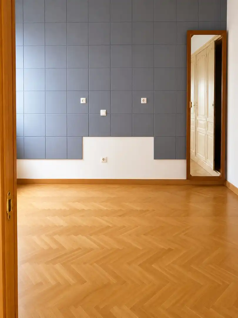 Flat for sale in Madrid  with Parquet flooring, Washing machine and Alarm