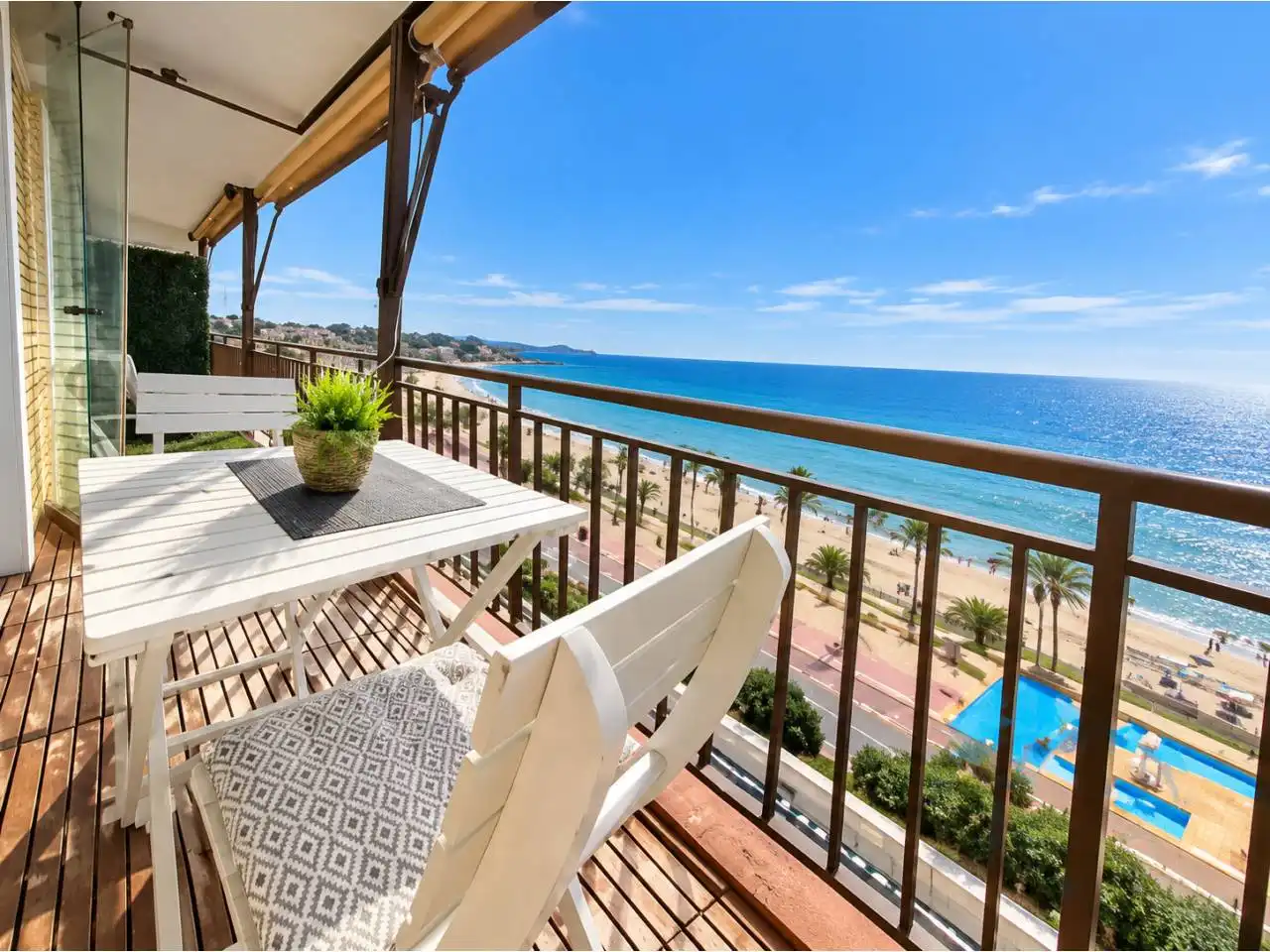 Piso con terraza en venta en Llevant
