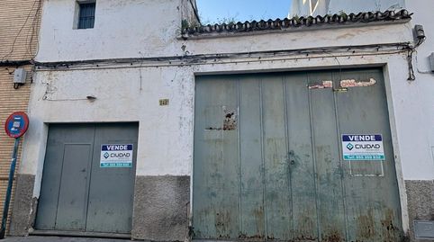 COCHERA EN LA CALLE POZO DULCE 24a