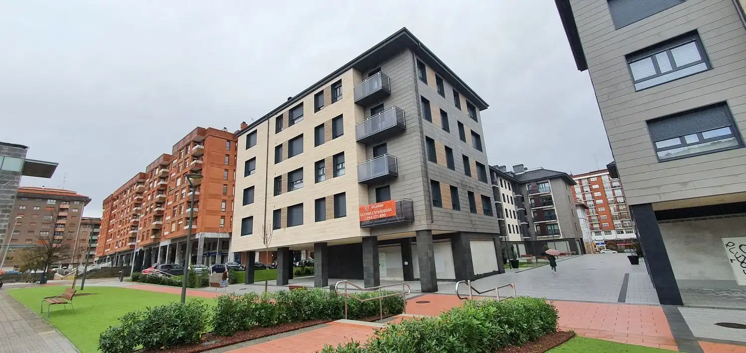 Local comercial en venta en Galdakao