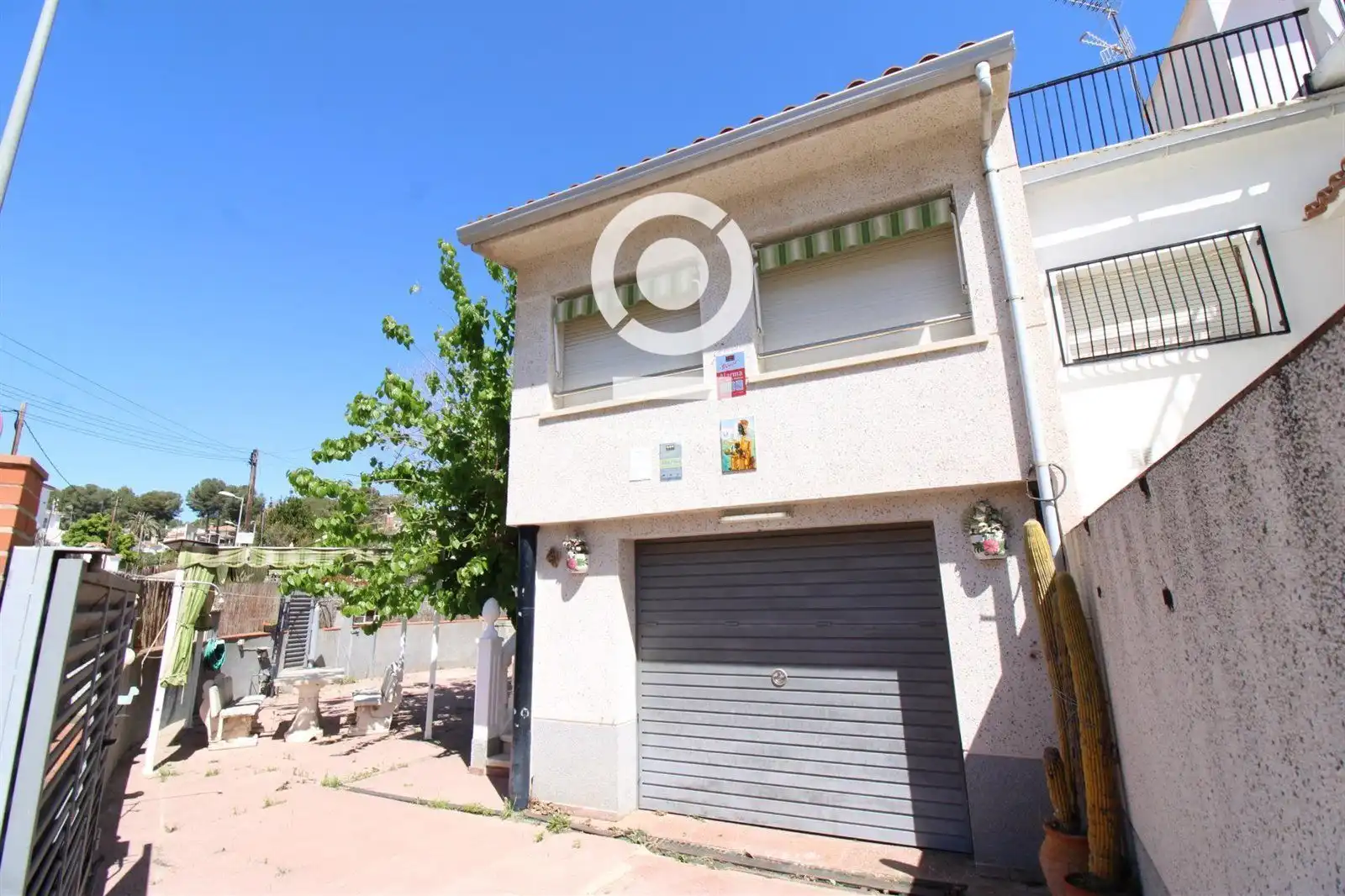 Vista exterior de Casa adosada en venta en Cunit con Aire acondicionado, Calefacción y Terraza