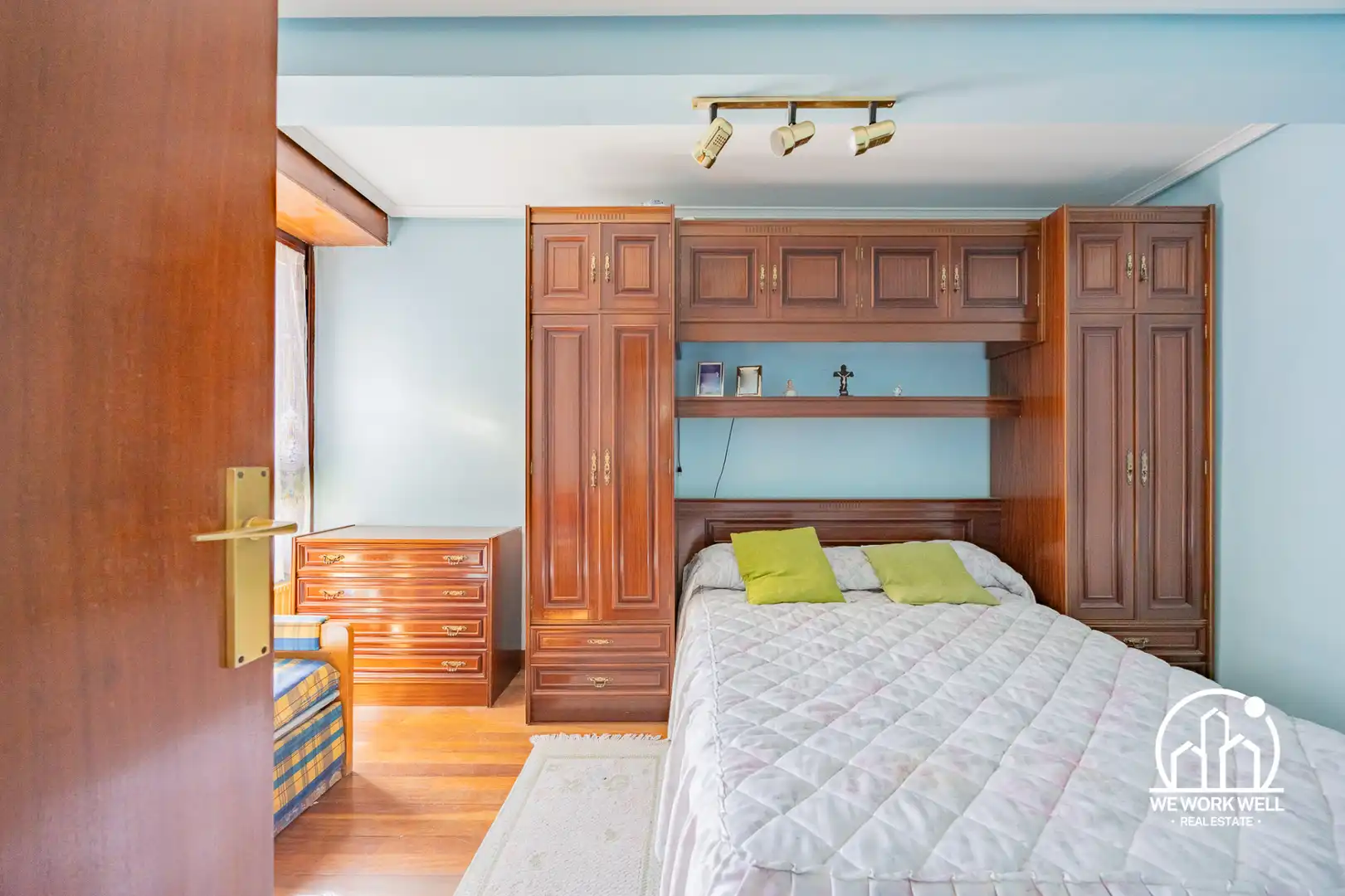 Habitación de Piso en venta en Bilbao  con Calefacción, Amueblado y Horno