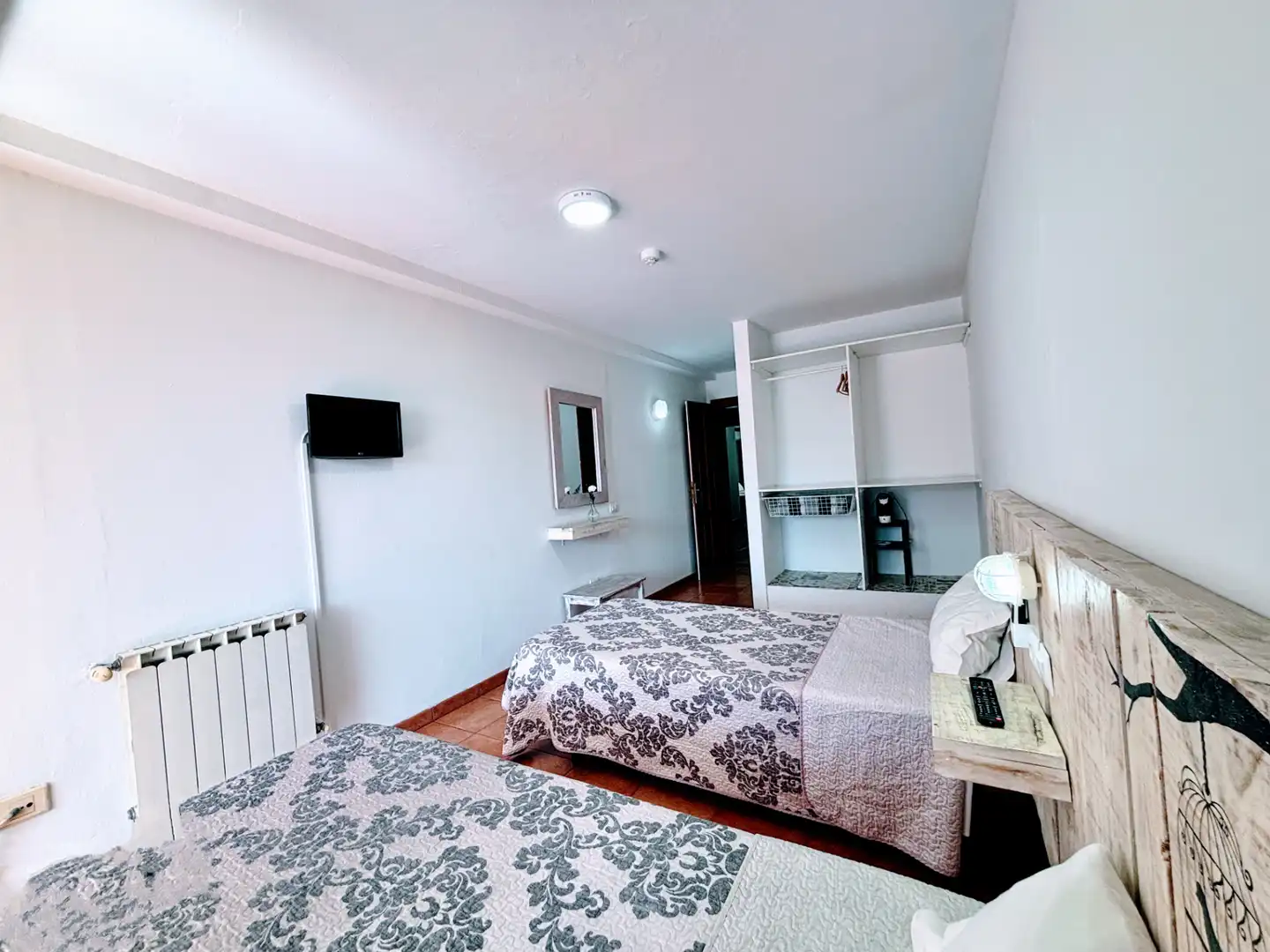 Bedroom of Commercial properties for sale in Teror  with Air Conditioner, Heating and Furnished