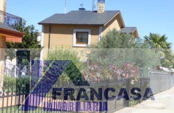 Casa-chalet en Venta en Santibáñez de Tera