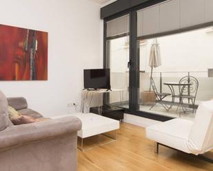 Living room of Flat to rent in  Madrid Capital  with Air Conditioner, Heating and Terrace