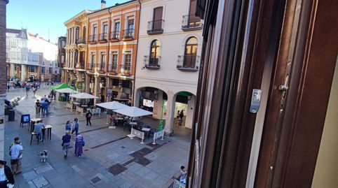 Foto 2 von Wohnung zur Miete in Calle Becerro de Bengoa, Centro, Palencia Capital