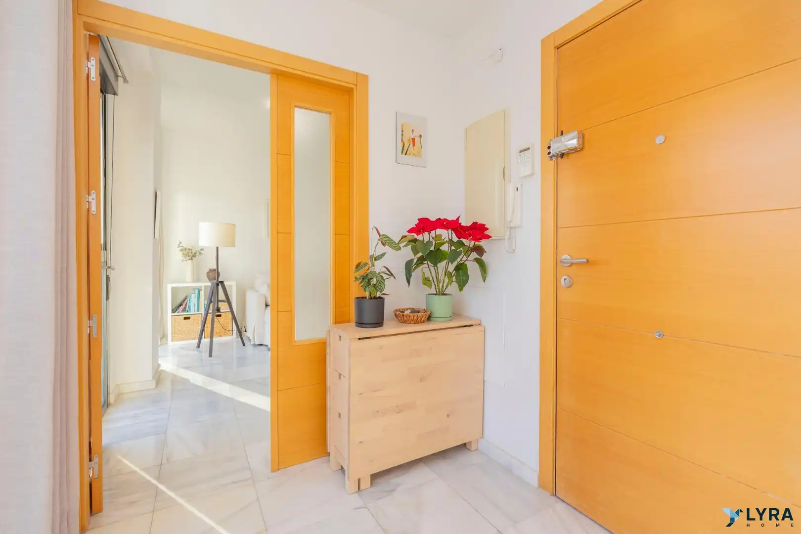 Flat for sale in Sevilla  with Air Conditioner, Heating and Furnished