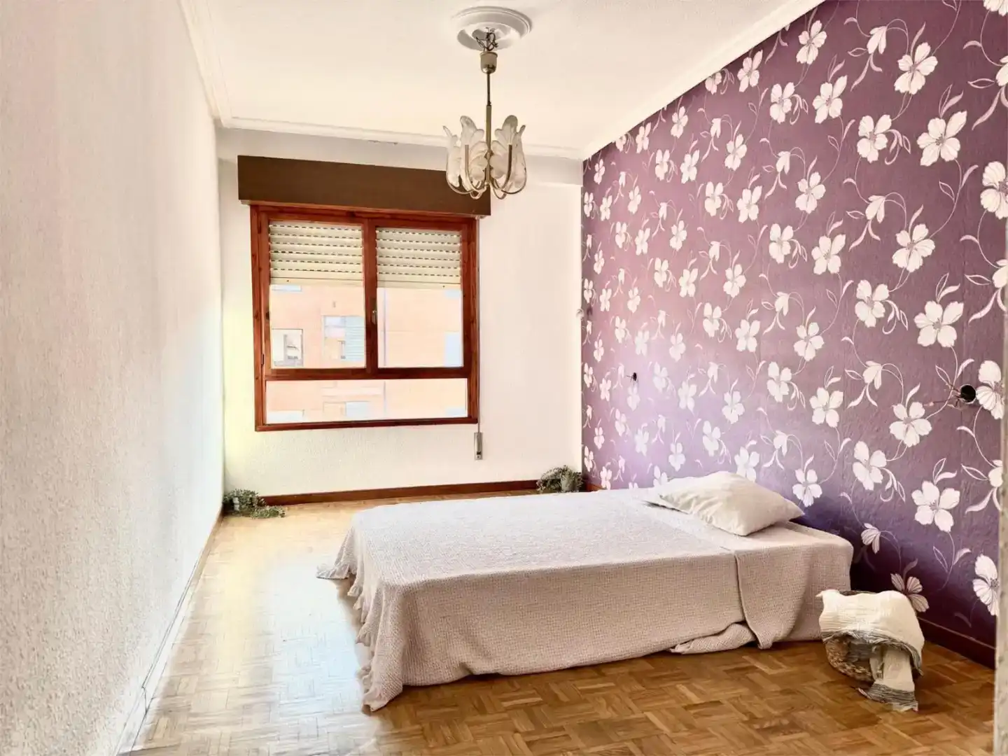 Dormitori de Pis en venda en Oviedo  amb Parquet