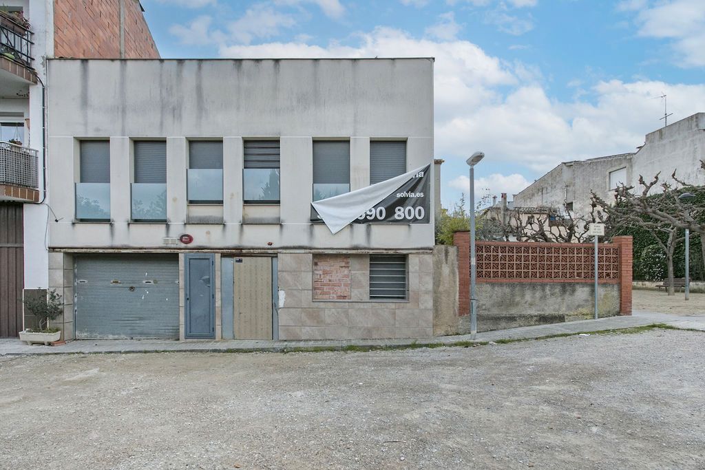 Exterior view of Building for sale in Sant Llorenç d'Hortons