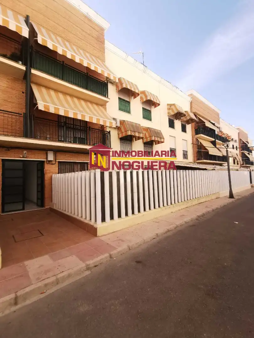 Vista exterior de Piso en venta en Écija