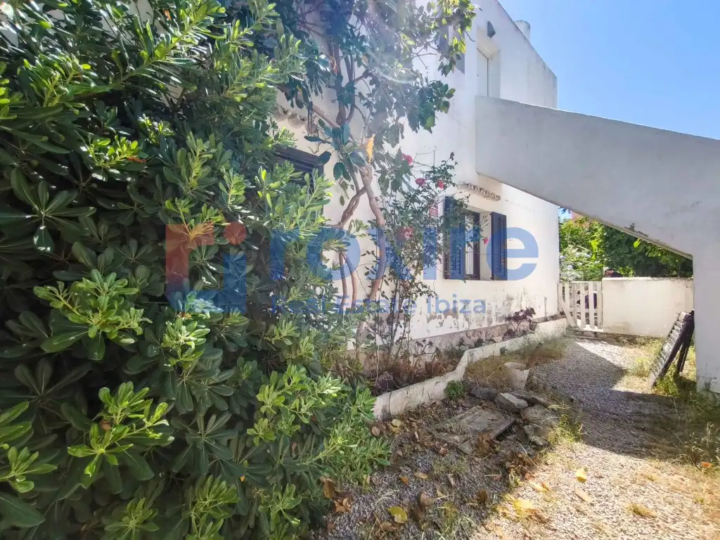 Casa o xalet en venda en Sant Josep de sa Talaia amb Aire condicionat, Jardí privat i Terrassa