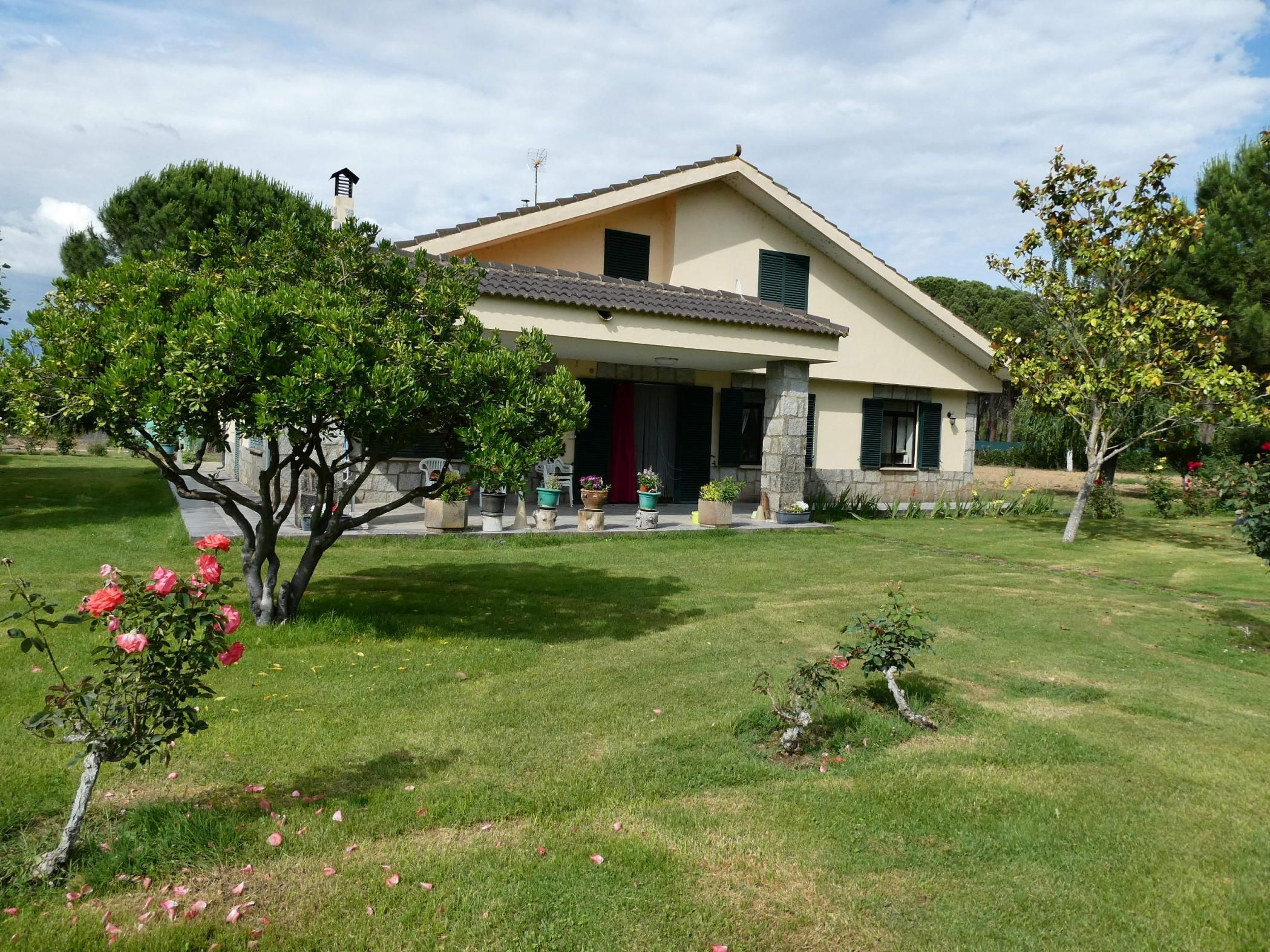 Jardí de Casa o xalet en venda en Coreses amb Calefacció, Jardí privat i Terrassa