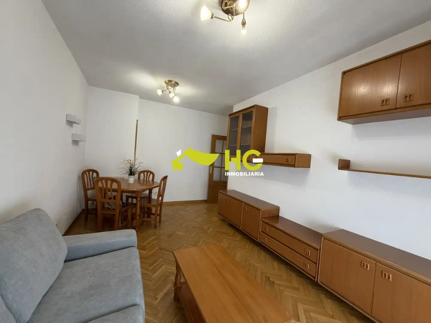 Living room of Flat for rent in Villaviciosa de Odón  with Heating, Parquet flooring and Furnished
