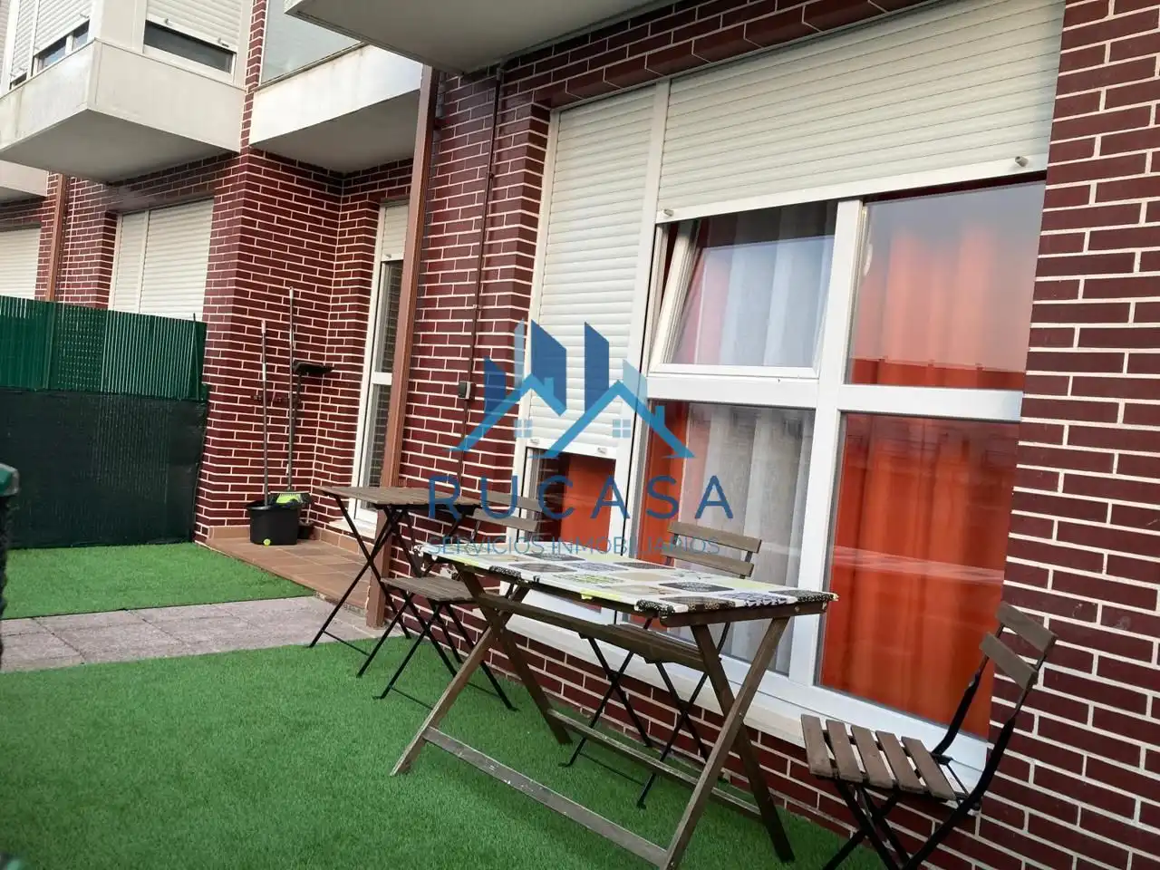 Planta baixa en venda a barrio de la maza 28, Voto