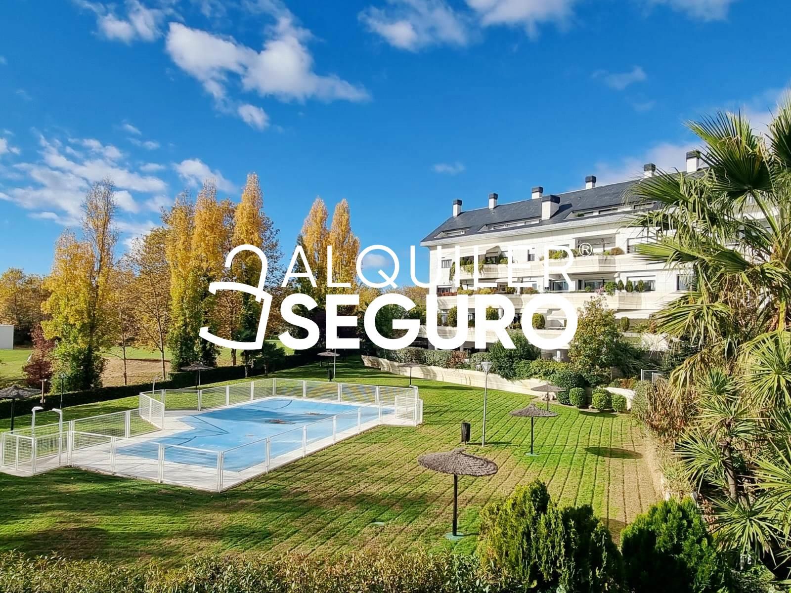 Vista exterior de Pis de lloguer en Majadahonda amb Aire condicionat, Calefacció i Terrassa