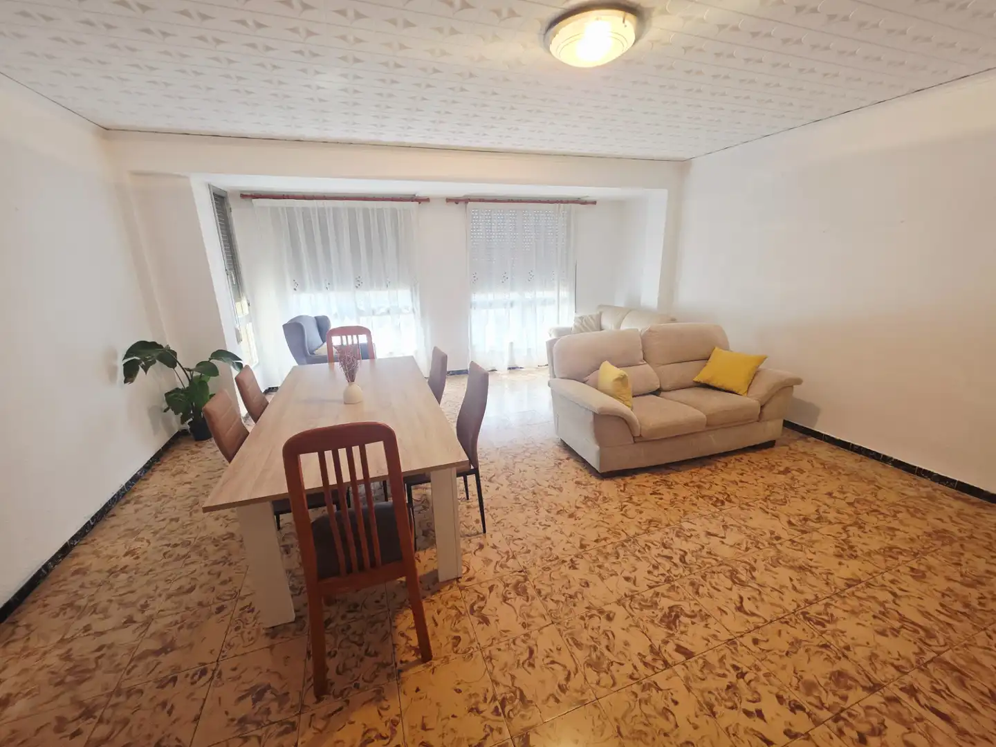 Living room of Flat for rent in Vila-real  with Storage room, Furnished and Oven
