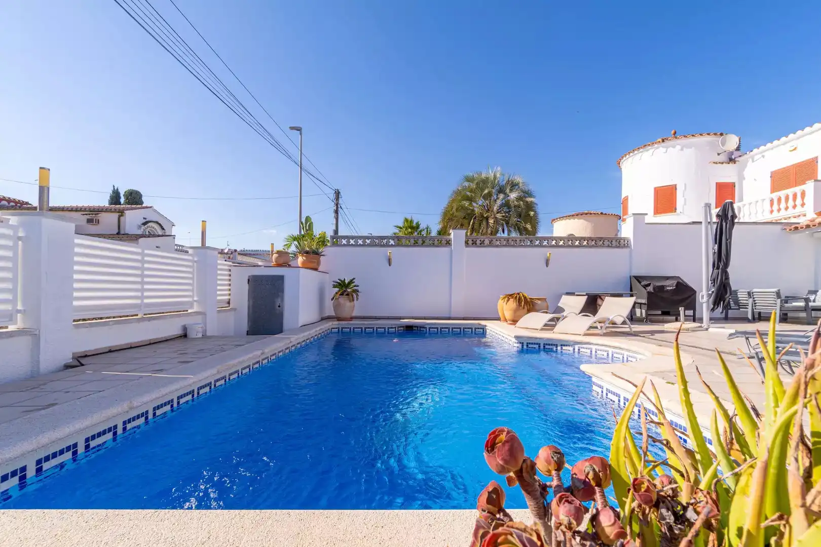 House with pool for sale in Carrer Pení, imagen 3