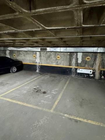 Garaje en Venta en Calle de San Roberto en Lucero