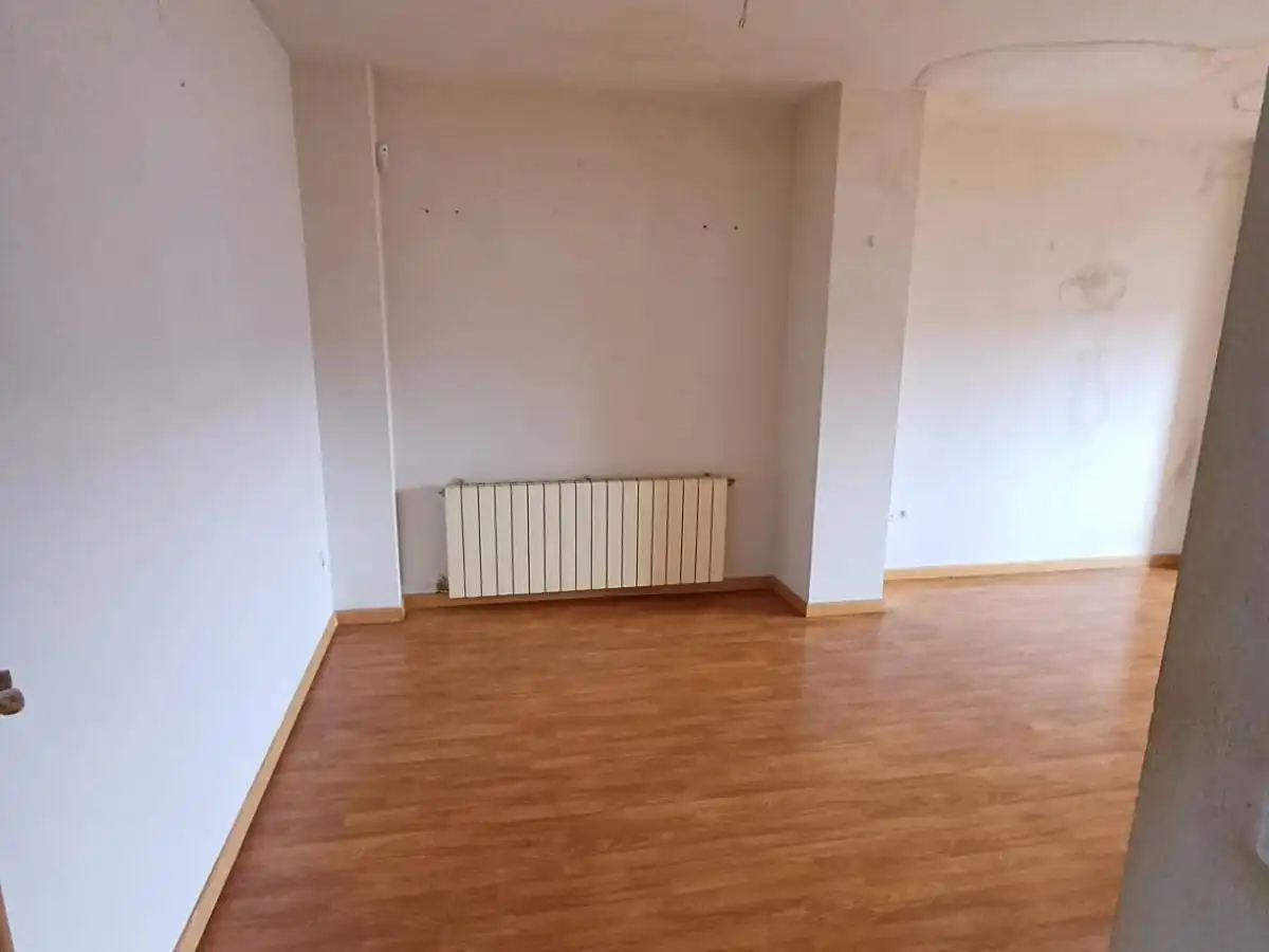 Piso en venta en Las Navas del Marqués