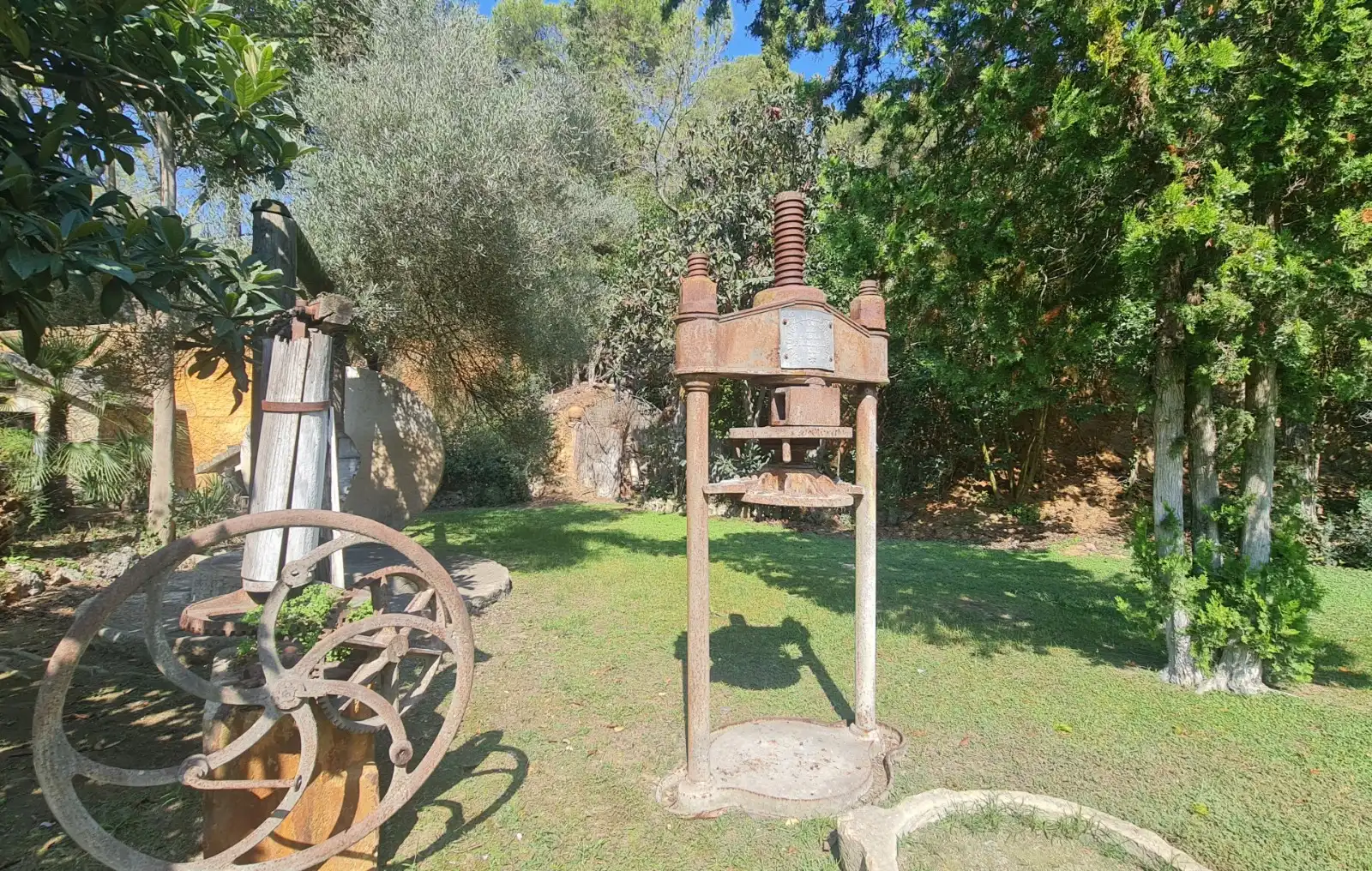 Jardí de Casa o xalet en venda en Montcada i Reixac amb Aire condicionat, Calefacció i Terrassa