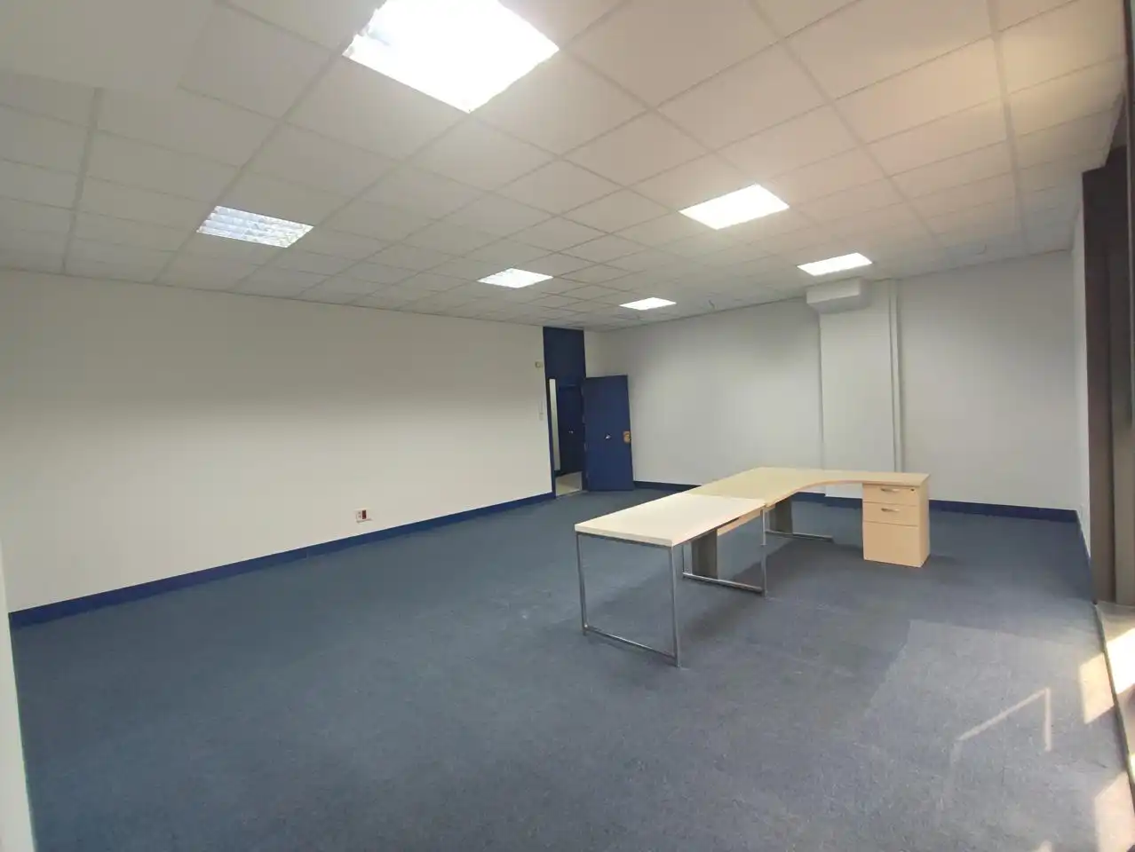 Oficina de lloguer en Basauri 
