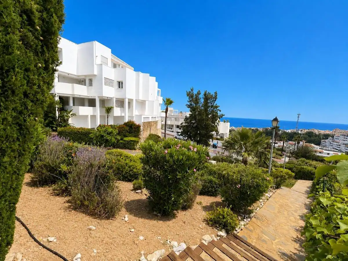 Vista exterior de Pis en venda en Benalmádena amb Terrassa