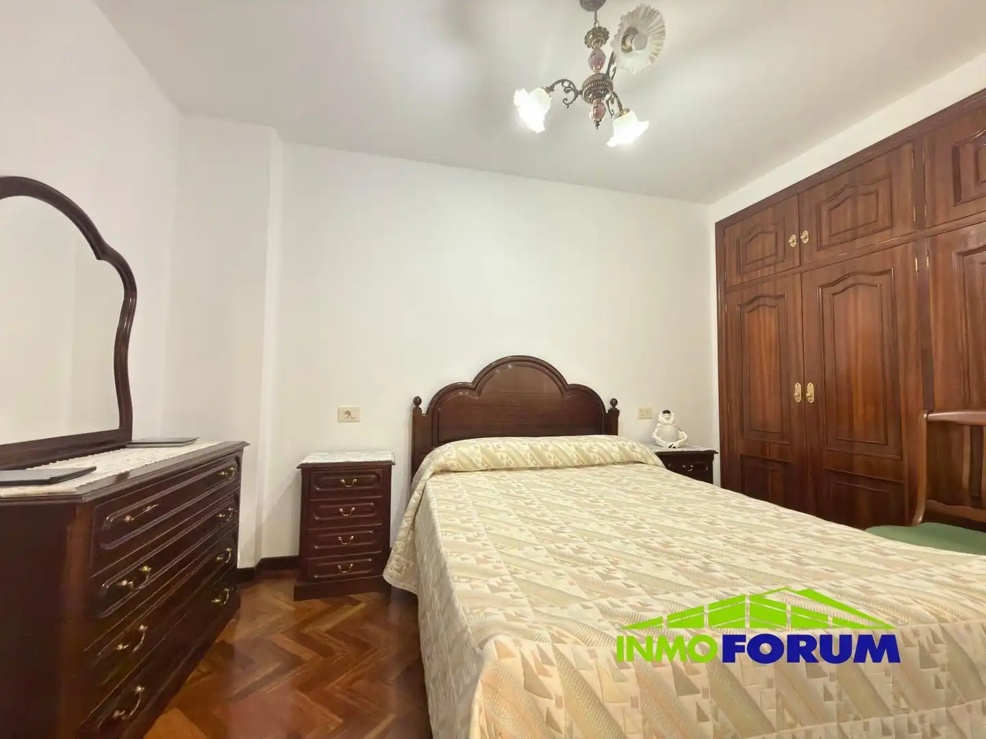 Habitación de Piso en venta en A Coruña Capital  con Calefacción