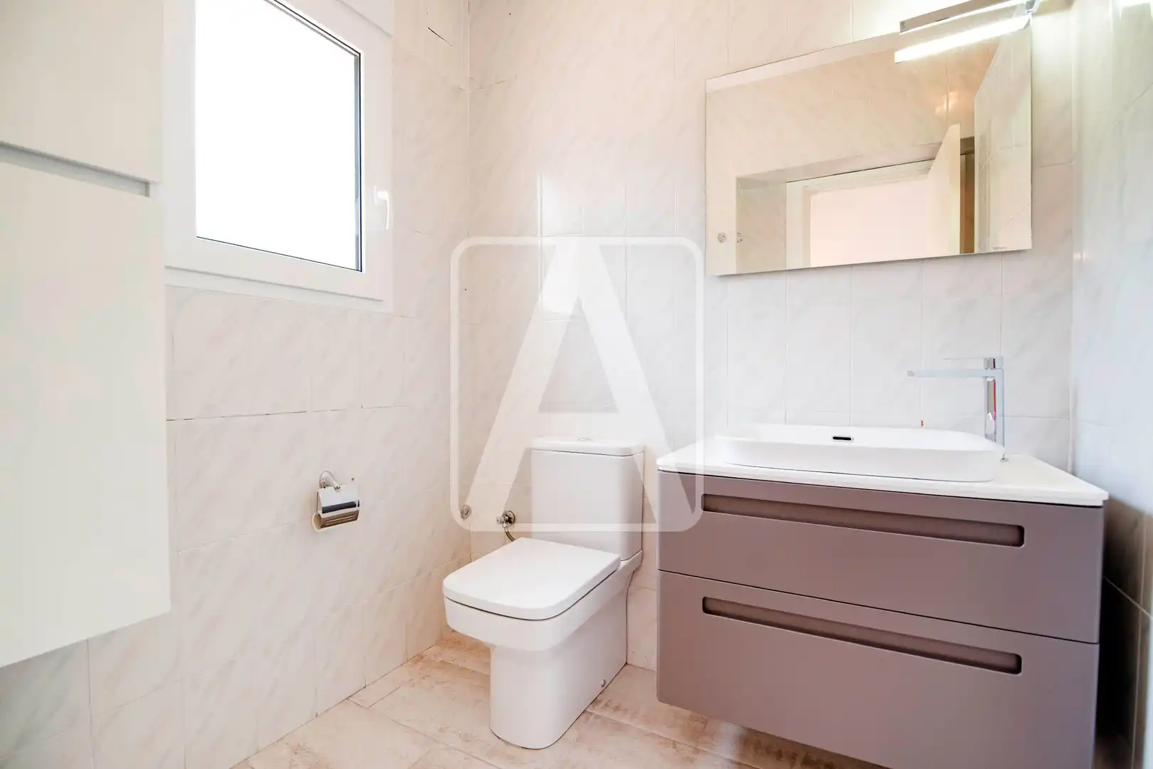 Bany de Casa o xalet en venda en Calpe / Calp amb Aire condicionat, Calefacció i Jardí privat
