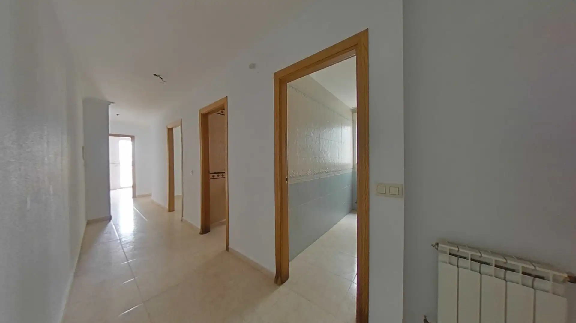 Piso en venta en Valdepeñas con Calefacción y Balcón