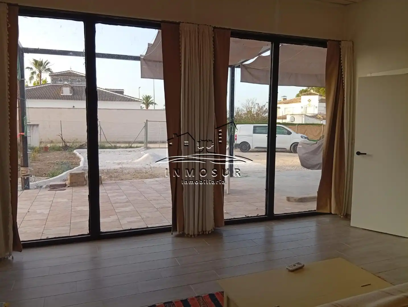Sala de estar de Casa o chalet de alquiler en Lucena con Piscina y Amueblado