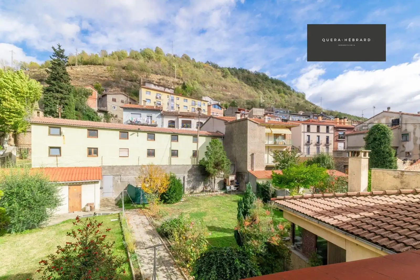Exterior view of Houses for sale in Ripoll  with Balcony