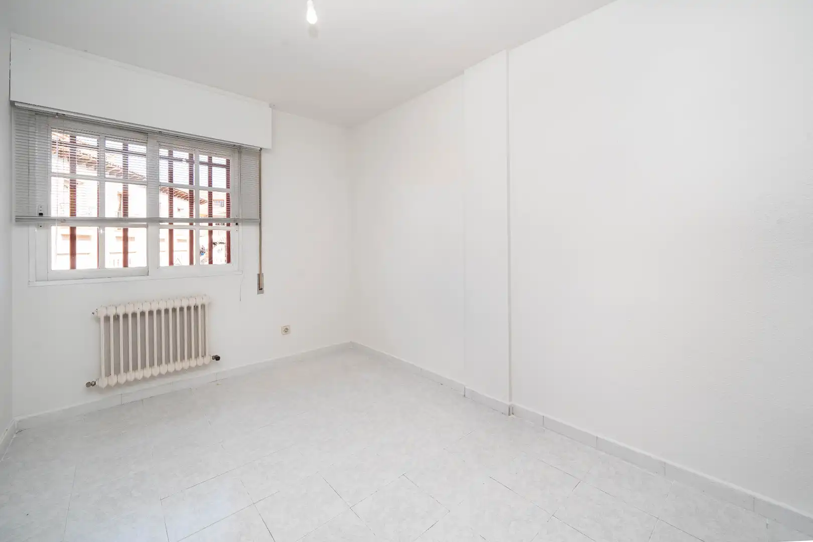 Habitación de Casa adosada en venta en Algete con Calefacción, Jardín privado y Terraza
