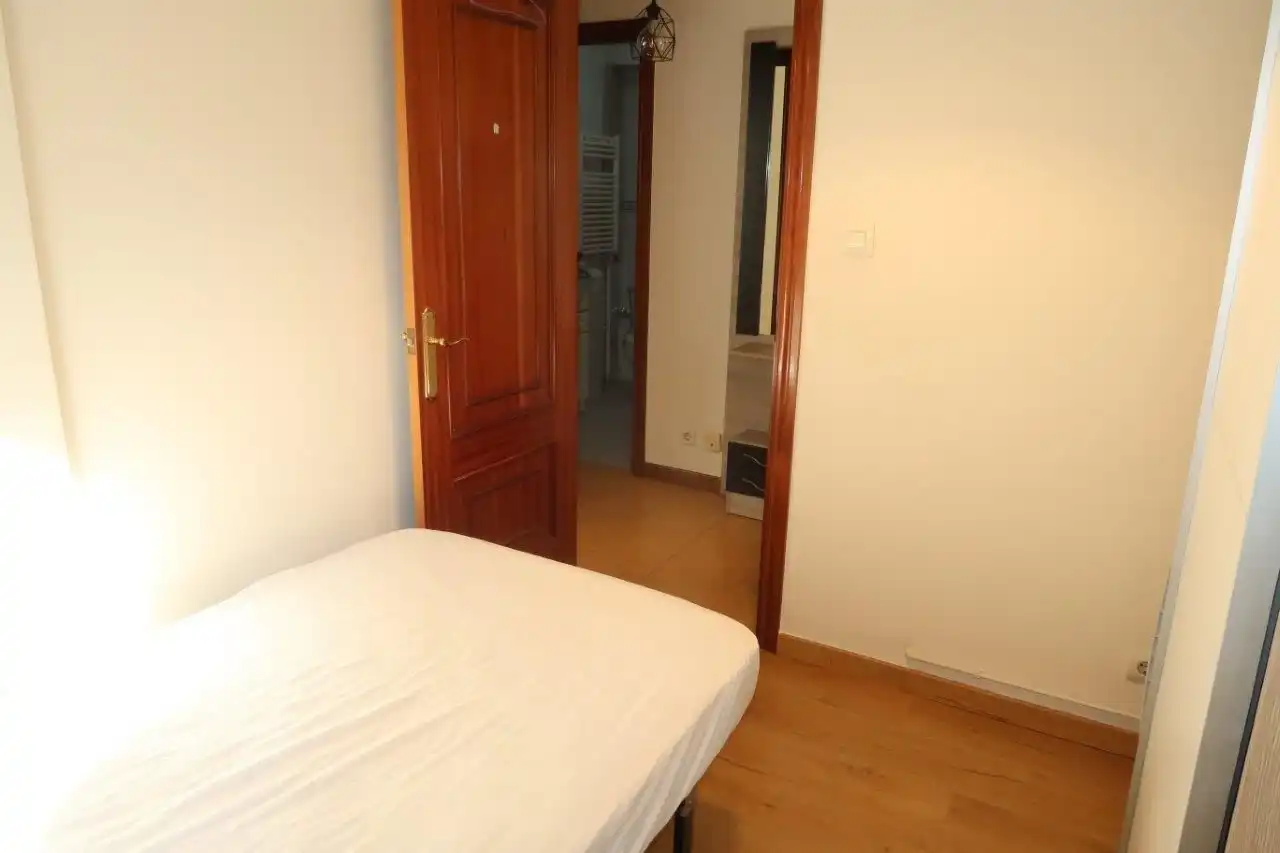 Bedroom of Flat for sale in A Coruña Capital   with Heating, Storage room and Furnished