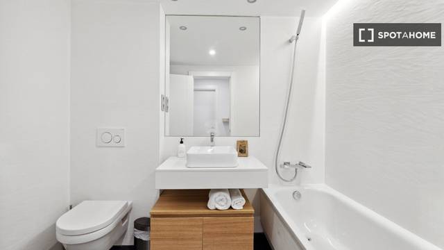 Piso en Alquiler en Universidad - Malasaña