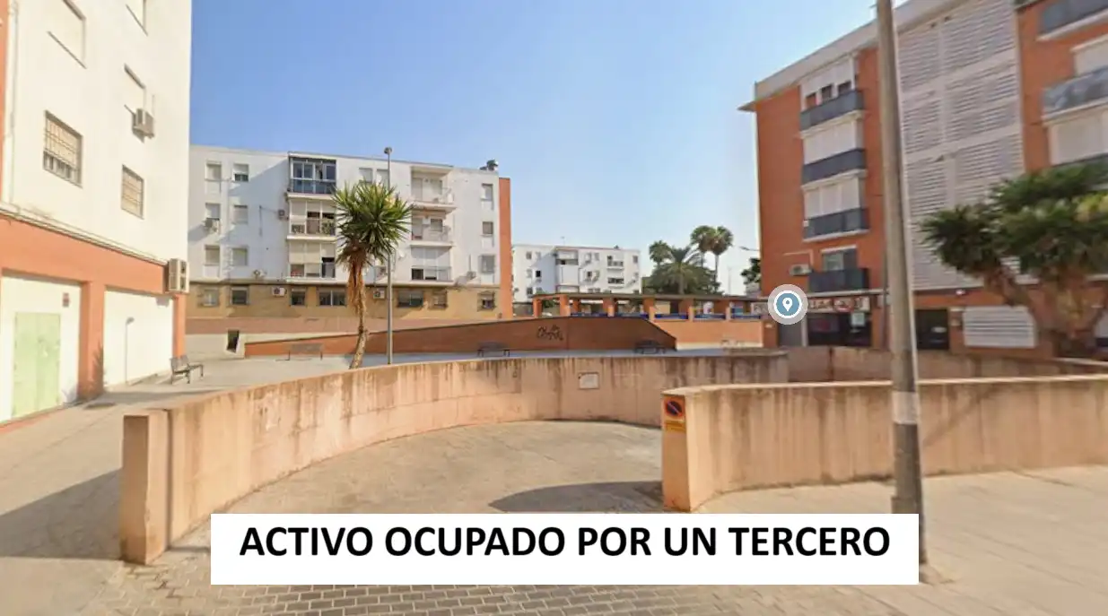 Aparcament en venda a Calle Batalla de San Quintín