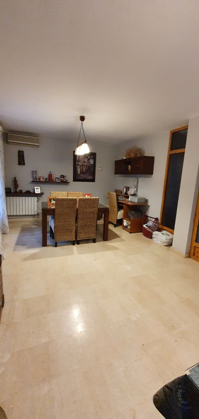 Menjador de Casa o xalet en venda en  Jaén Capital amb Aire condicionat, Calefacció i Parquet